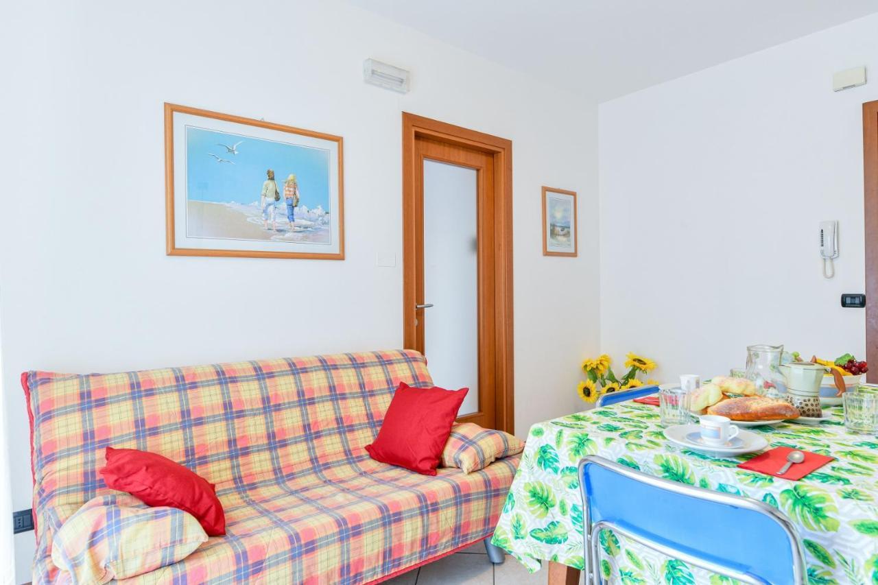 Casa Lina Apartment Caorle Exterior foto