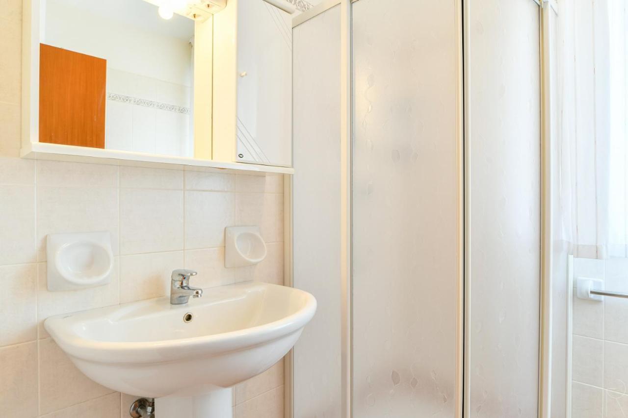 Casa Lina Apartment Caorle Exterior foto